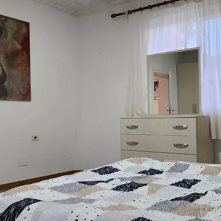 Apartment Star *